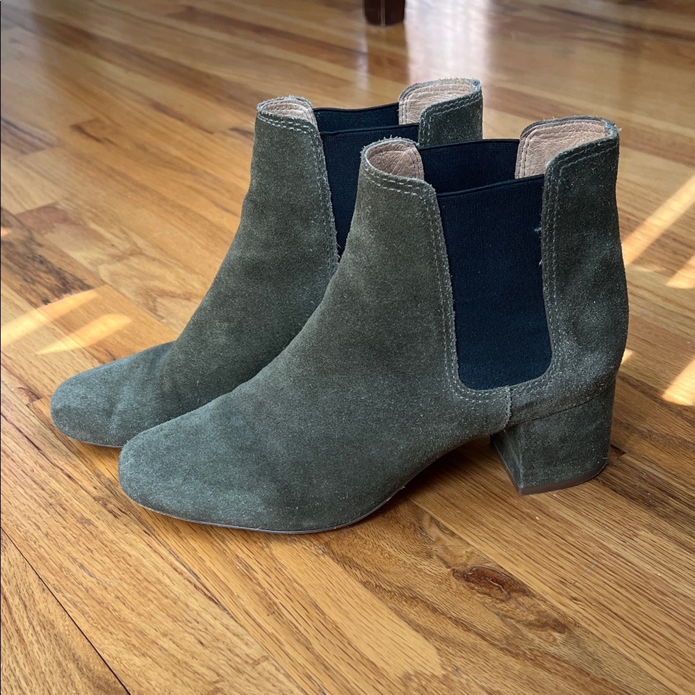 Madewel Olive Suede Chelsea Boots